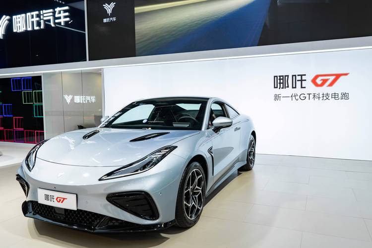 广州天河区迪欧宝企业管理咨询哪吒汽车在智能汽车领域的表现，领途汽车在新能源汽车市场中的影响力